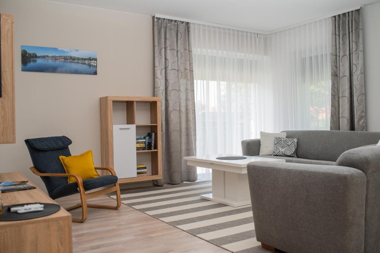 Twins Apartman Heviz Luaran gambar