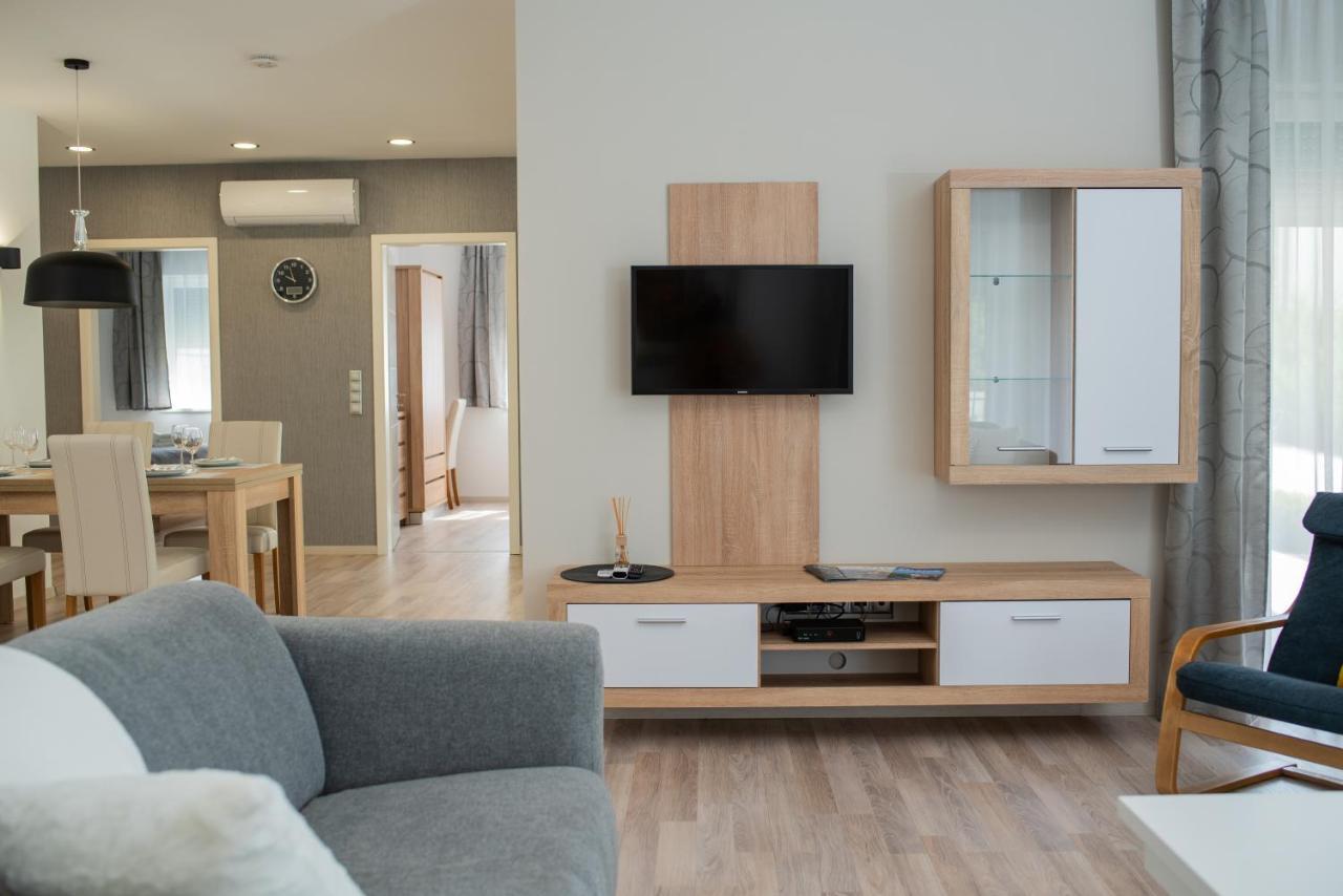 Twins Apartman Heviz Luaran gambar