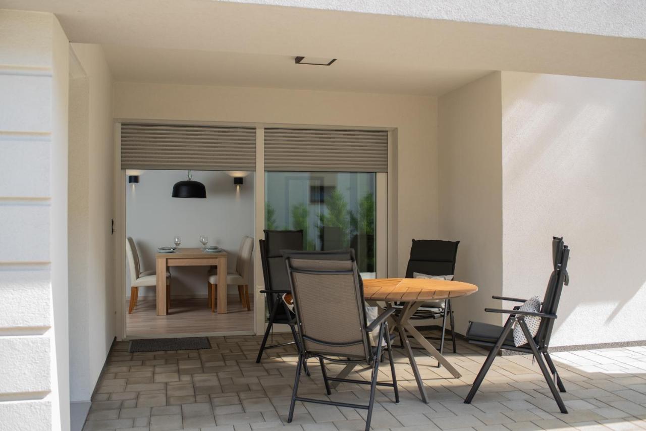 Twins Apartman Heviz Luaran gambar